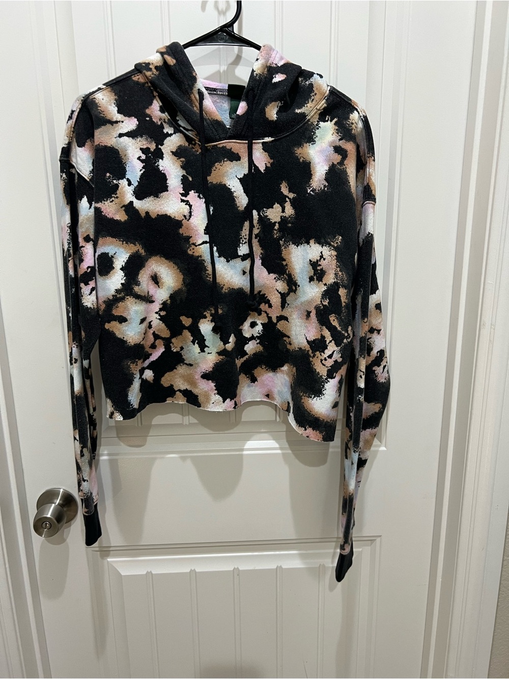 wild fable Black Tie-Dye Crop Hoodie with Pastel Accents